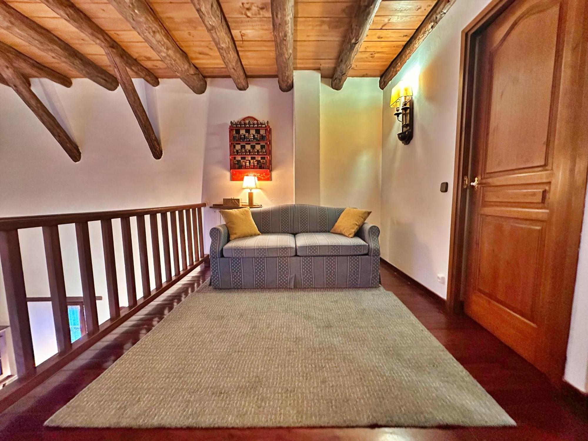 D2, Bordes D'arinsal, Duplex Rustico Con Chimenea, , Zona Vallnord