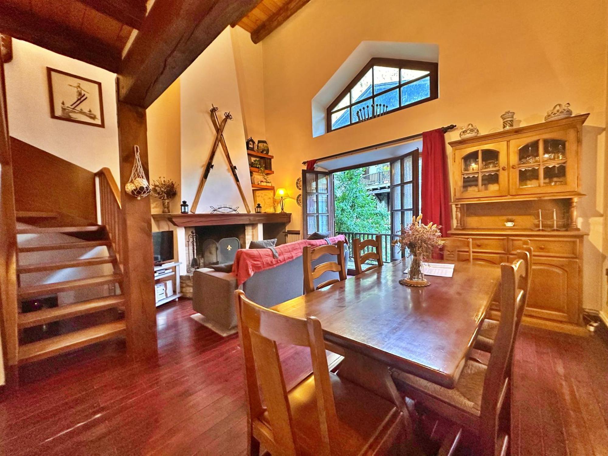 Butas D2, Bordes D'arinsal, Duplex Rustico Con Chimenea, , Zona Vallnord