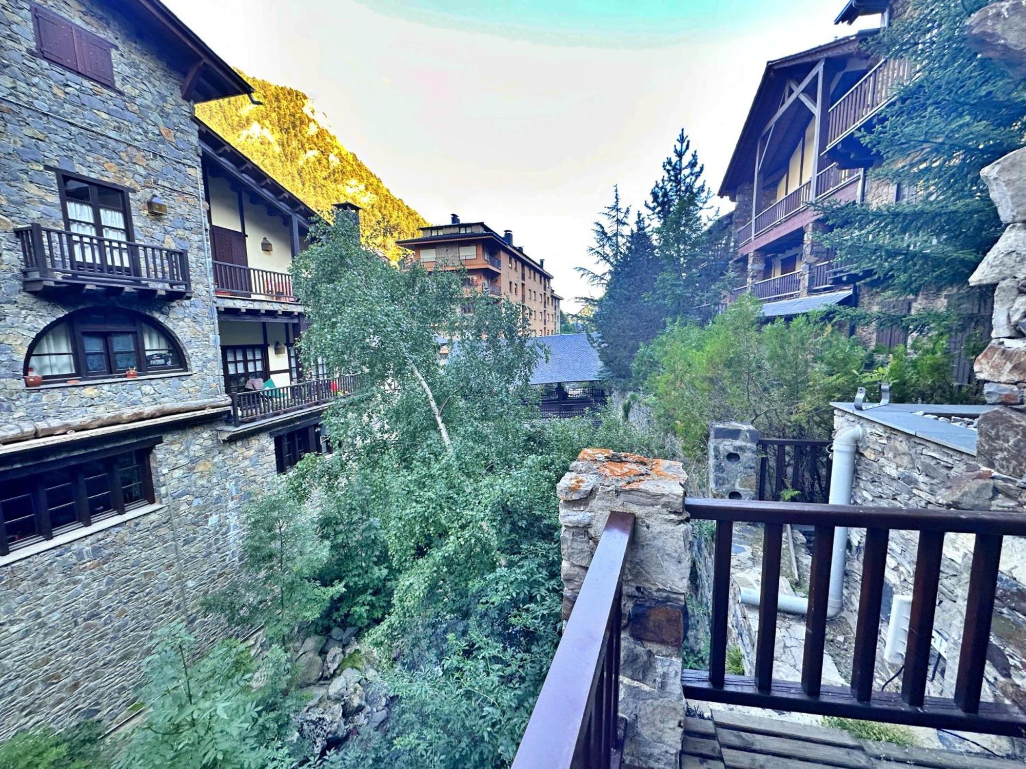 Butas D2, Bordes D'arinsal, Duplex Rustico Con Chimenea, , Zona Vallnord