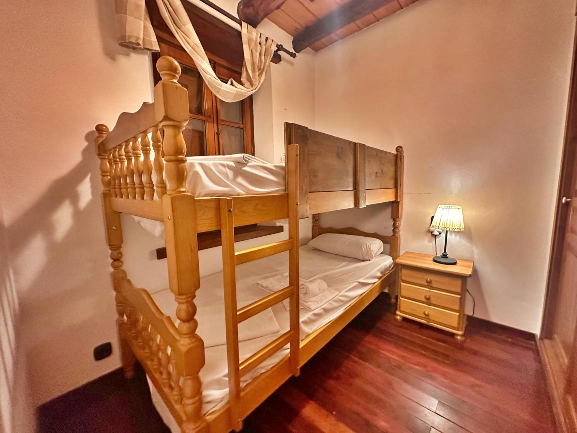 D2, Bordes D'arinsal, Duplex Rustico Con Chimenea, , Zona Vallnord Apartment