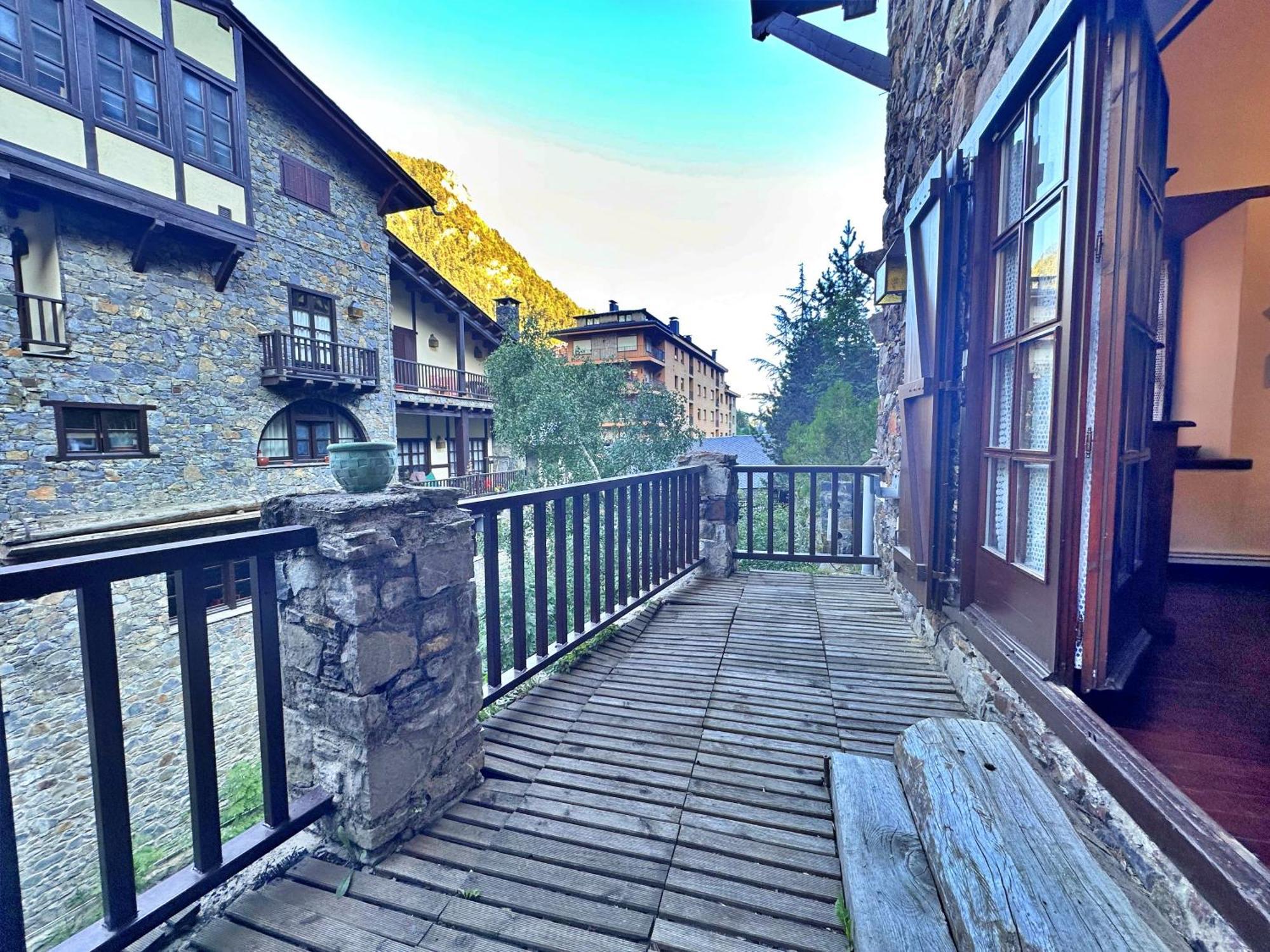D2, Bordes D'arinsal, Duplex Rustico Con Chimenea, , Zona Vallnord Apartment *